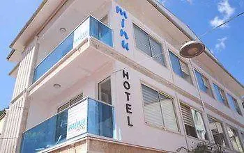 Ξενοδοχείο Minu 4*