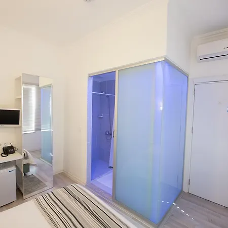 Minu 4*